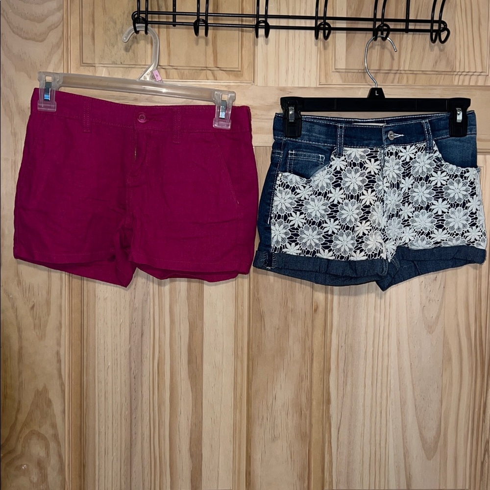 2 Piece Bundle Shorts Old Navy & L.ei. Size : 10 ( Big Girl ) Pre-loved